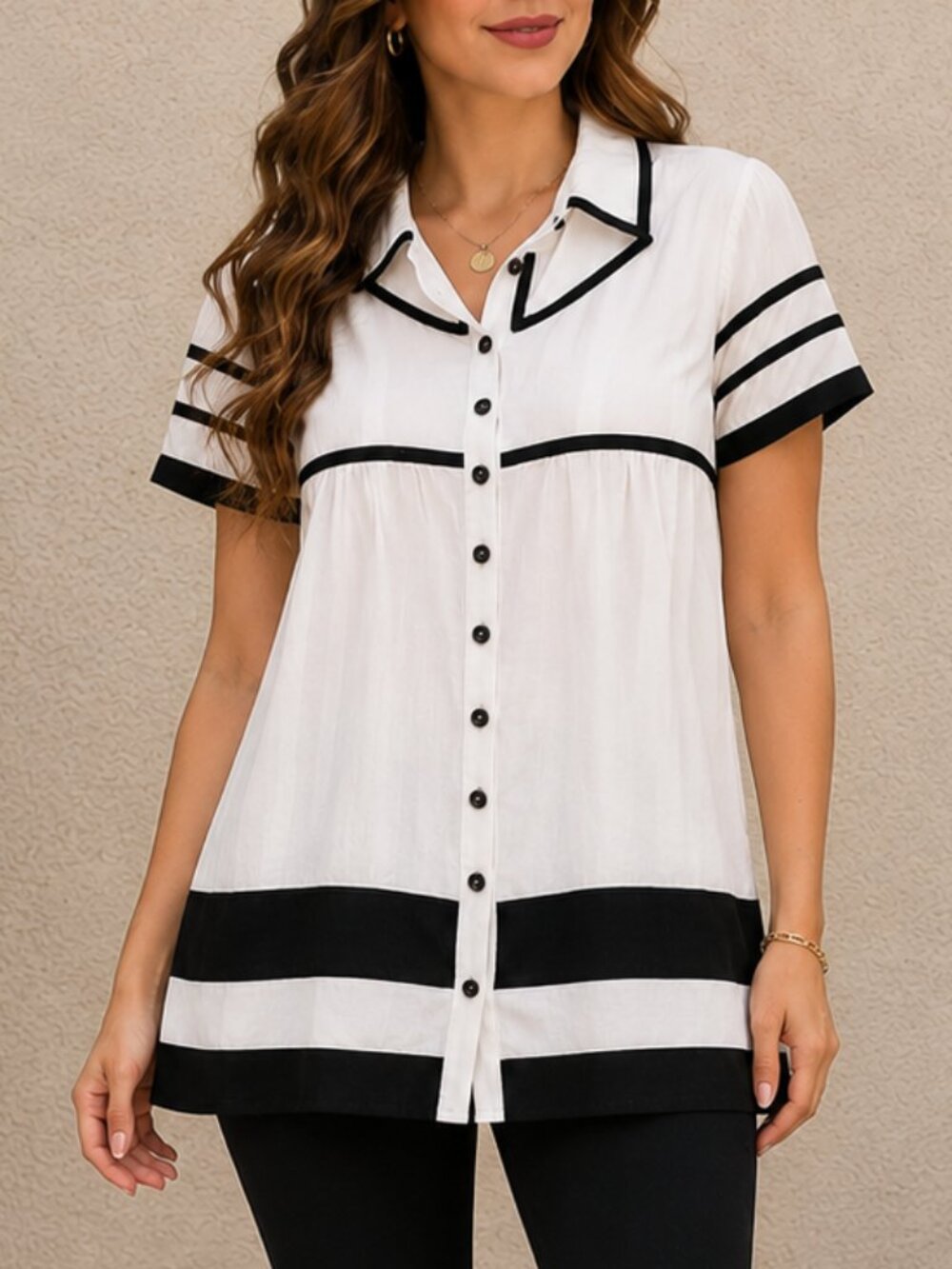 Women's White & Black Button Front Blouse Peter Pan Collar Short Sleeve Vintage